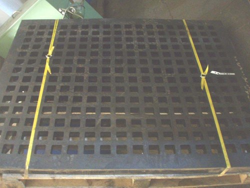 Protection caoutchouc dur pour grille décocheuse 1,43 m x 1,15 m